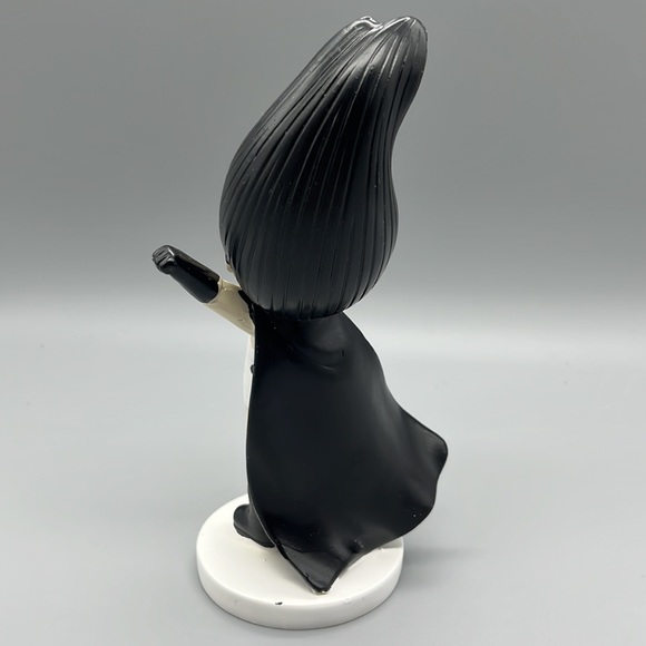 Flying girl with cap cute girl figure - Picture 5 of 6